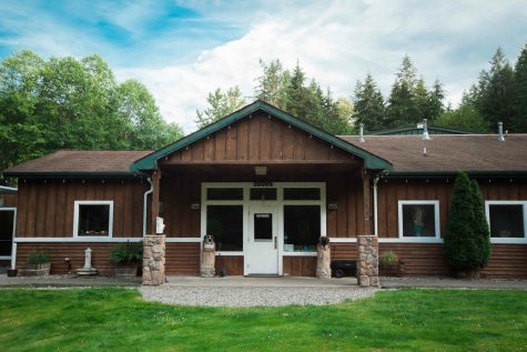 the cascade kennels building